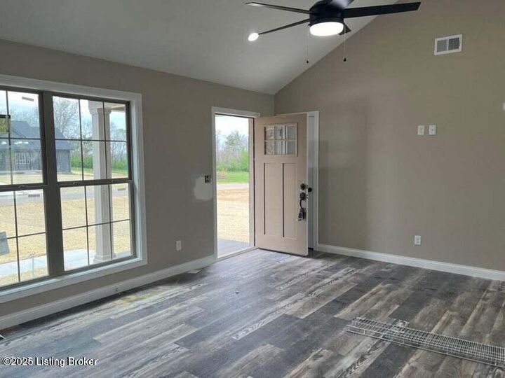 Property Photo:  224 Open Meadow Dr  KY 40004 