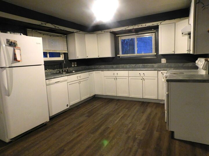 Property Photo:  310 East St  WI 54452 