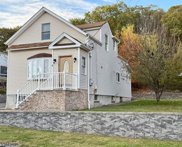 Property Photo:  8 Avenue B  NJ 07508 