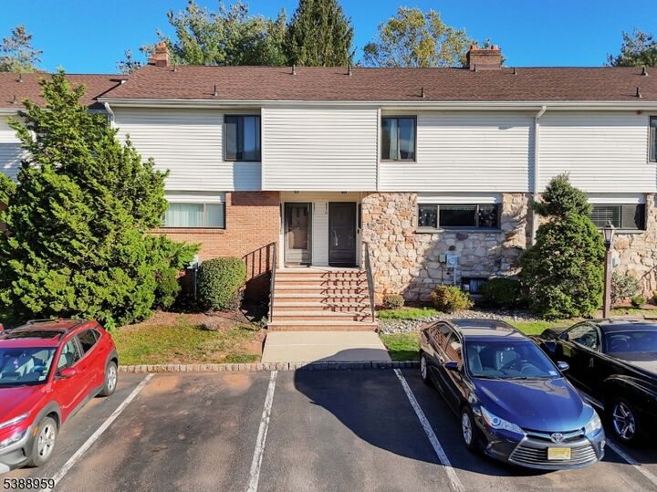 897 Merritt Dr D  Hillsborough Twp. NJ 08844 photo