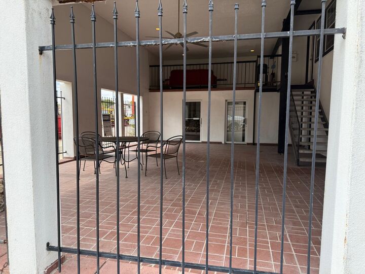 Property Photo:  400 W Texas Avenue 2  TX 77520