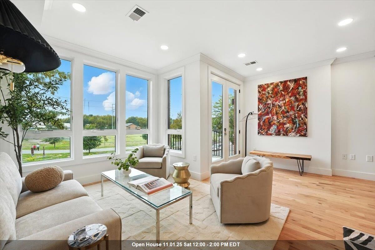 Property Photo:  184 Central Ave 3A  NJ 07307