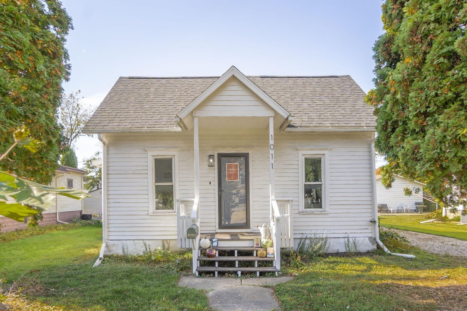 Property Photo: 1011 Grove Street IA 50613
