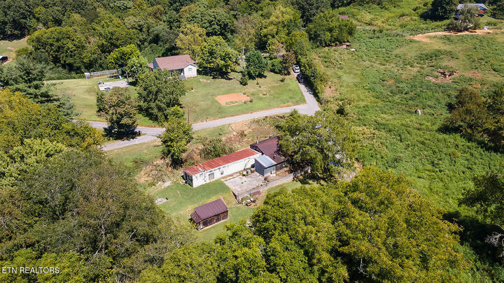 Property Photo:  385 Shelton Rd  TN 37821 