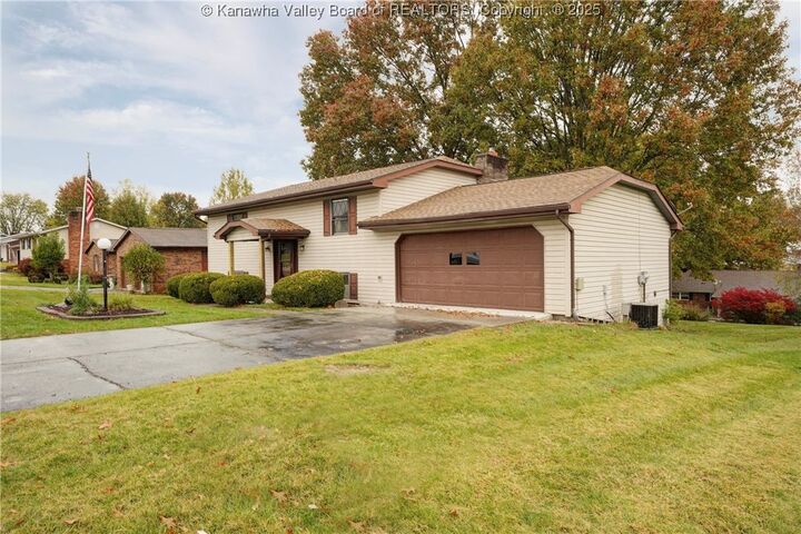 Property Photo:  25 Lynn Lane  WV 25560