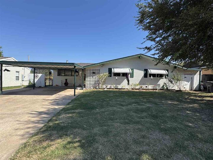 Property Photo:  2313 NW 30th St  OK 73505 