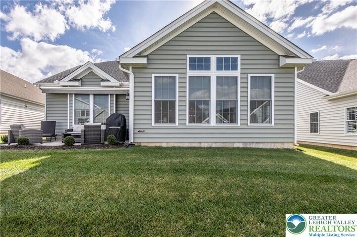 Property Photo:  3858 Victors Way  PA 18045