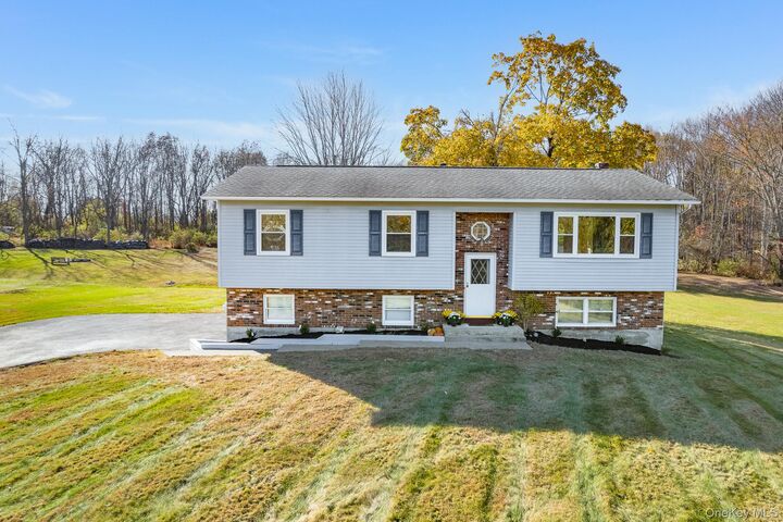 8 Daniel Sabia Drive  Wappingers Falls NY 12590 photo