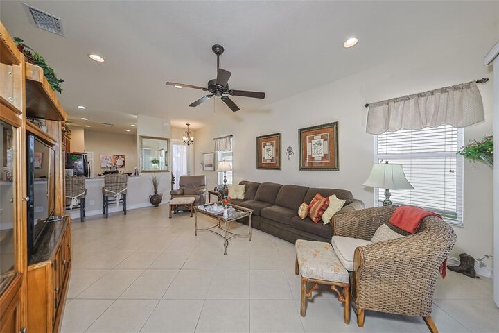Property Photo:  15948 Cobble Mill Drive  FL 33598
