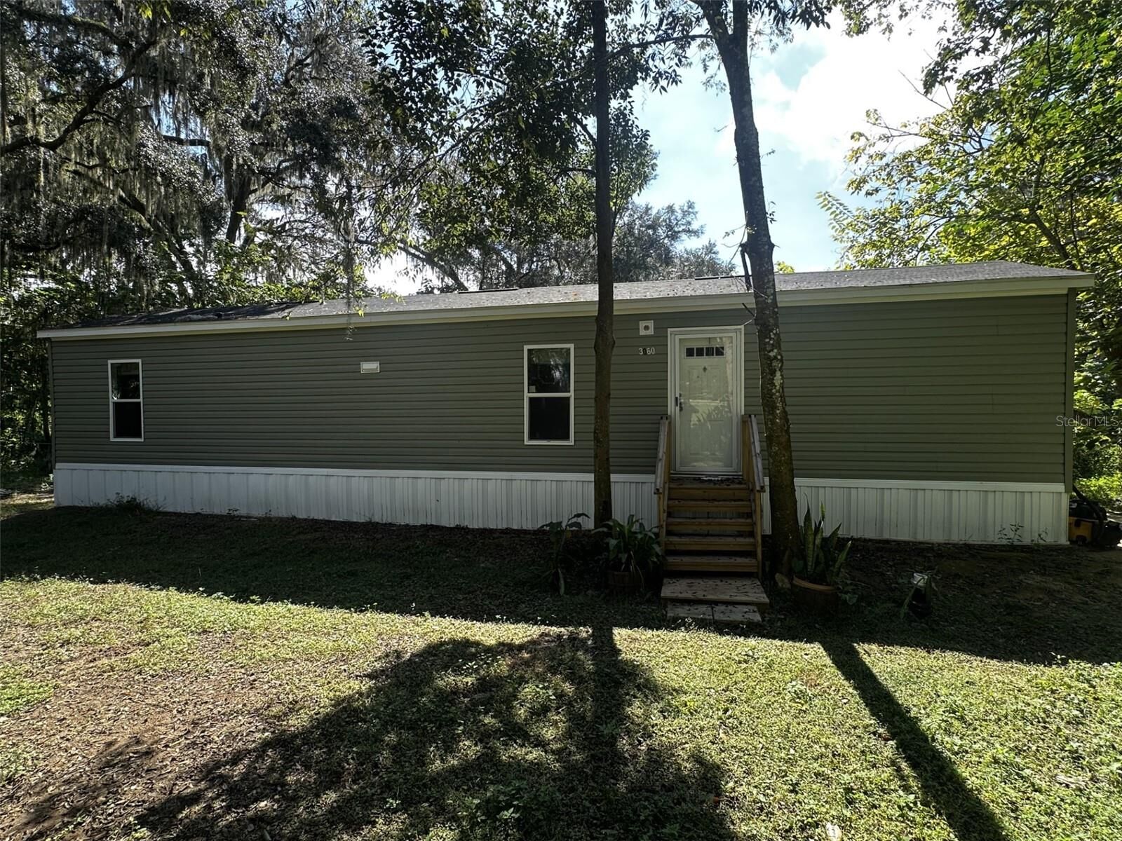 Property Photo: 3060 SE 48th Street FL 34480