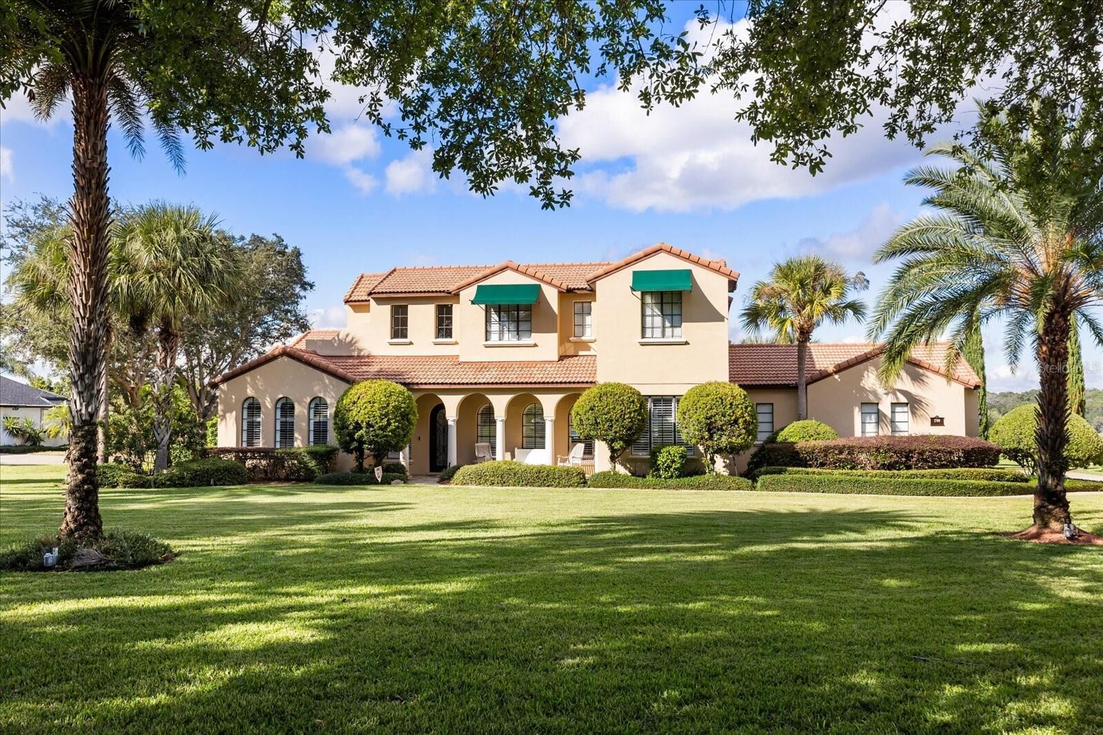 Property Photo: 1749 Lake Terrace Drive FL 32726
