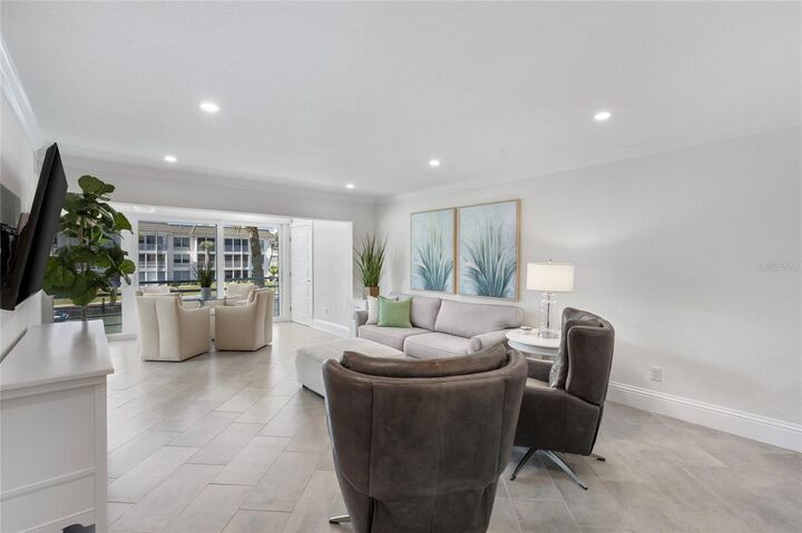 Property Photo:  4390 Exeter Drive 206  FL 34228