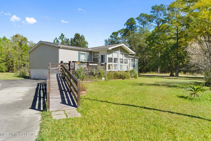 Property Photo:  4002 Lake Street  MS 39520
