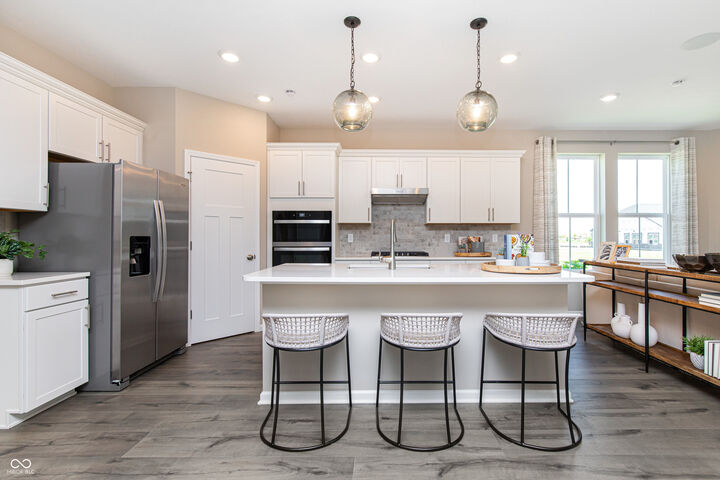 Property Photo: 18462 Depoe Lane IN 46074