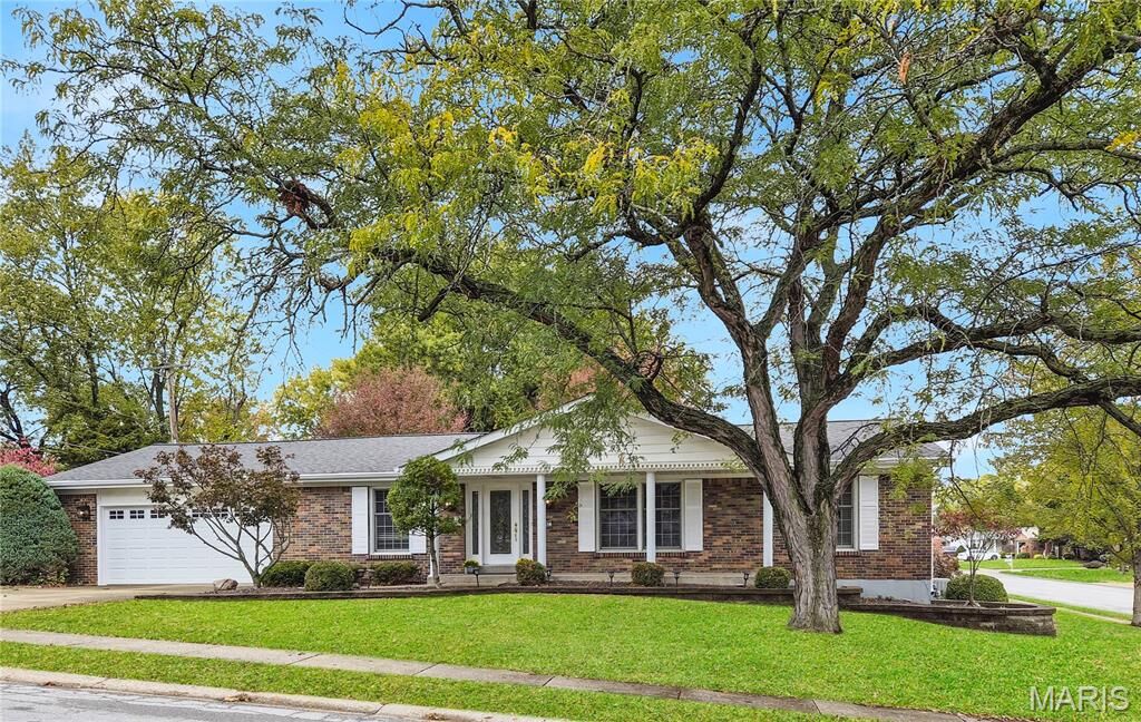 Property Photo:  607 N Duchesne Drive  MO 63301