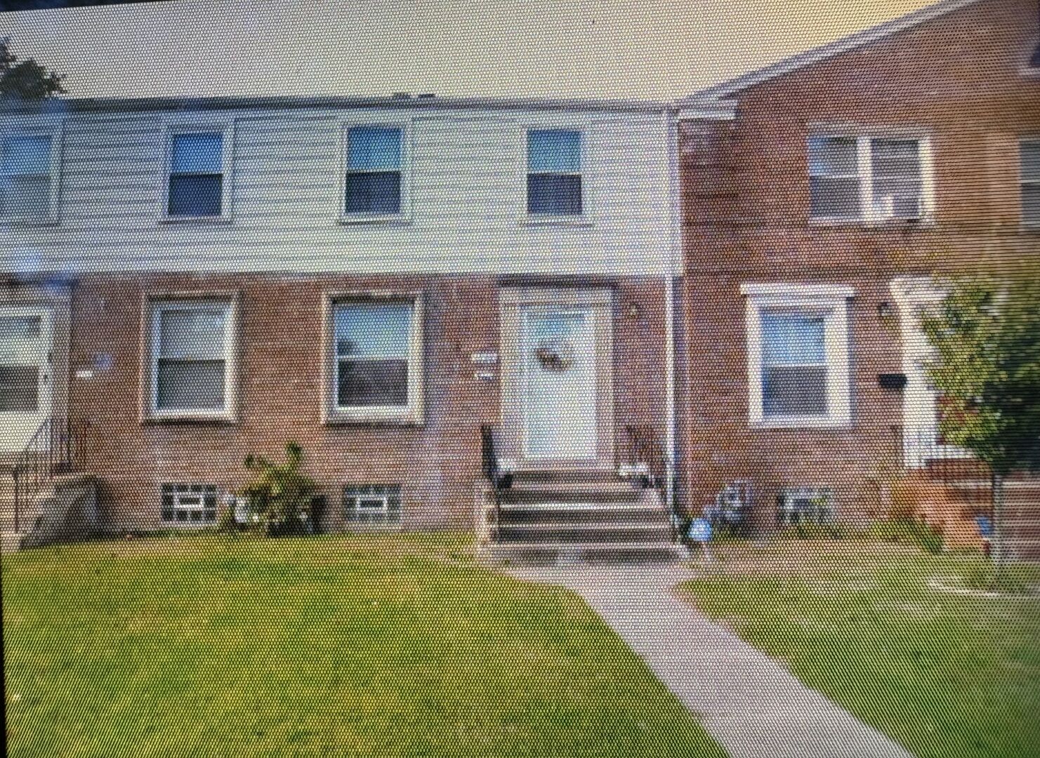 Property Photo: 1376 Wentworth Avenue S IL 60409