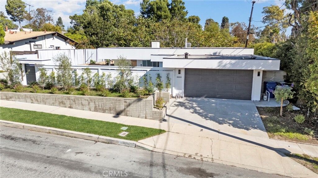 Property Photo:  1900 El Rey  CA 90732 