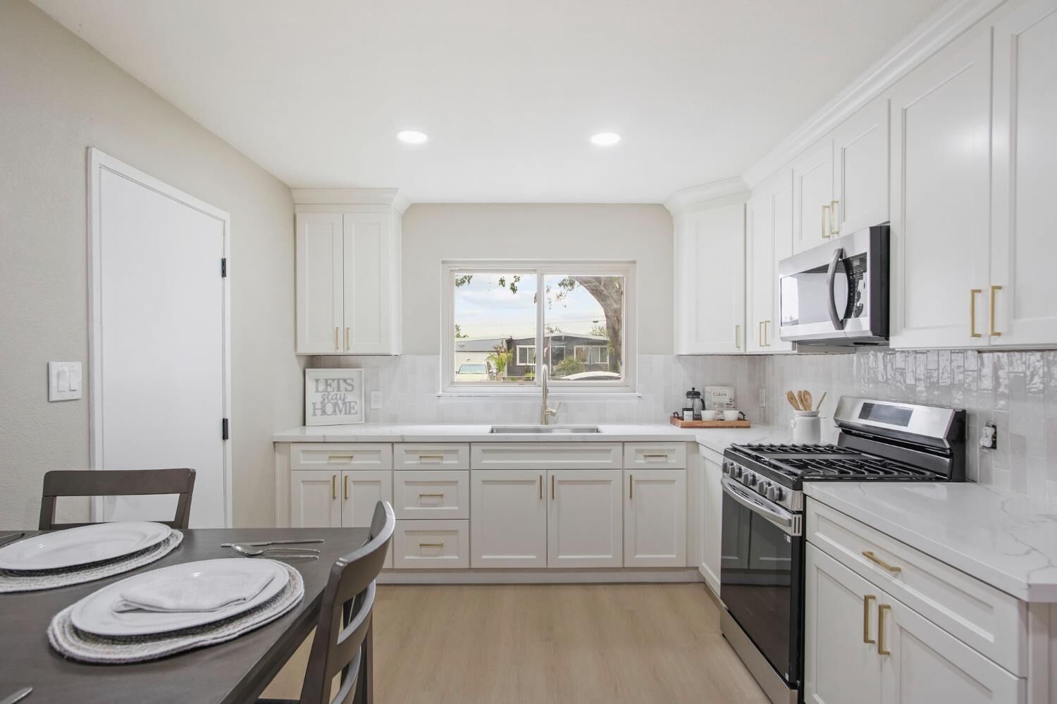 Property Photo: 311 Cowell Avenue CA 95336