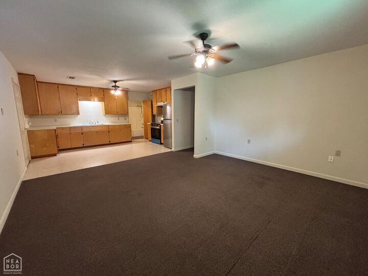 Property Photo:  204 SE 4th Street  AR 72476 