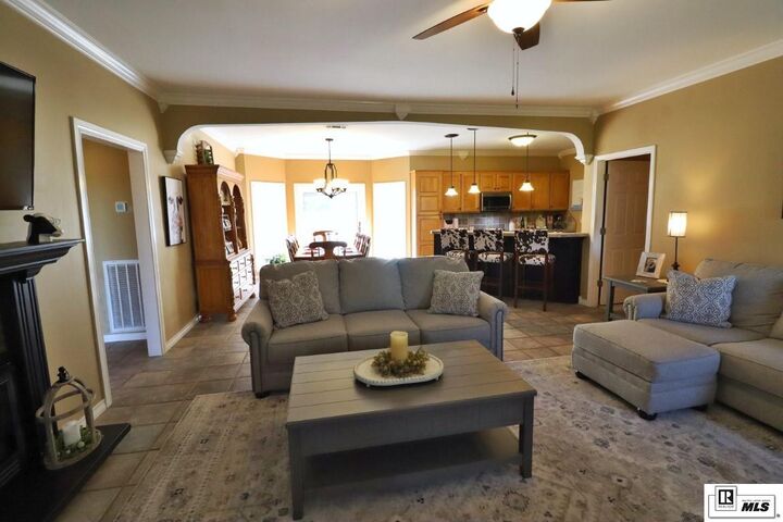 Property Photo:  61 Andy Allen Road  LA 71269