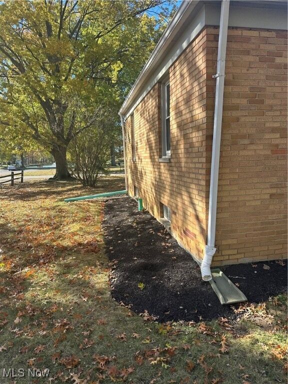 Property Photo:  2143 Eaton Drive  OH 44011