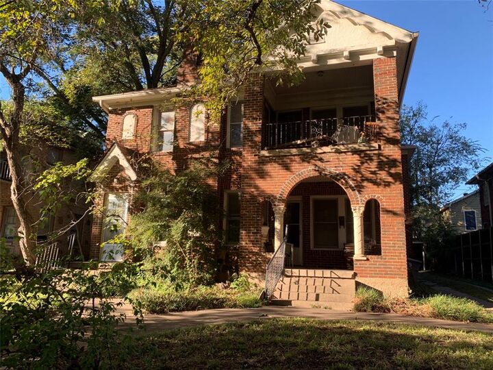 6311 Belmont Avenue  Dallas TX 75214 photo