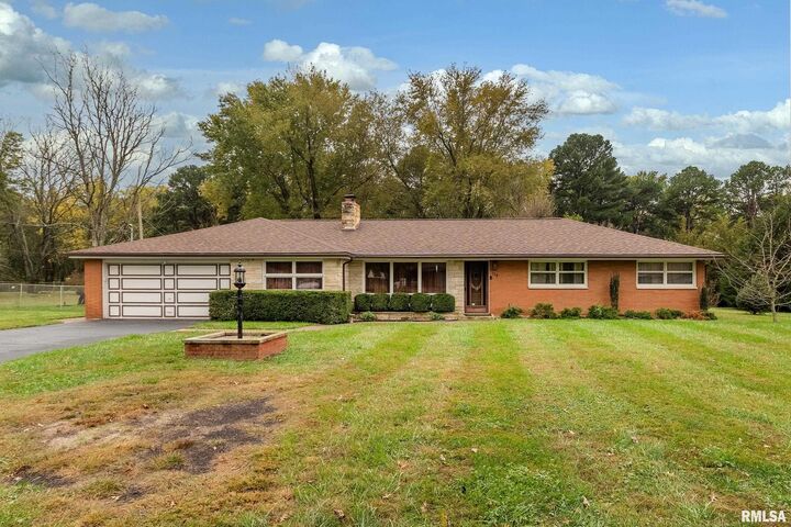 Property Photo:  170 Melody Lane  IL 62966 