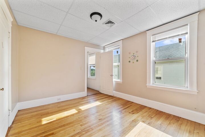 Property Photo:  141 Cambridge St  MA 01603 