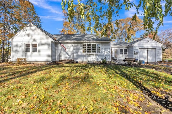 Property Photo:  4 Taylor Road  MA 01754 