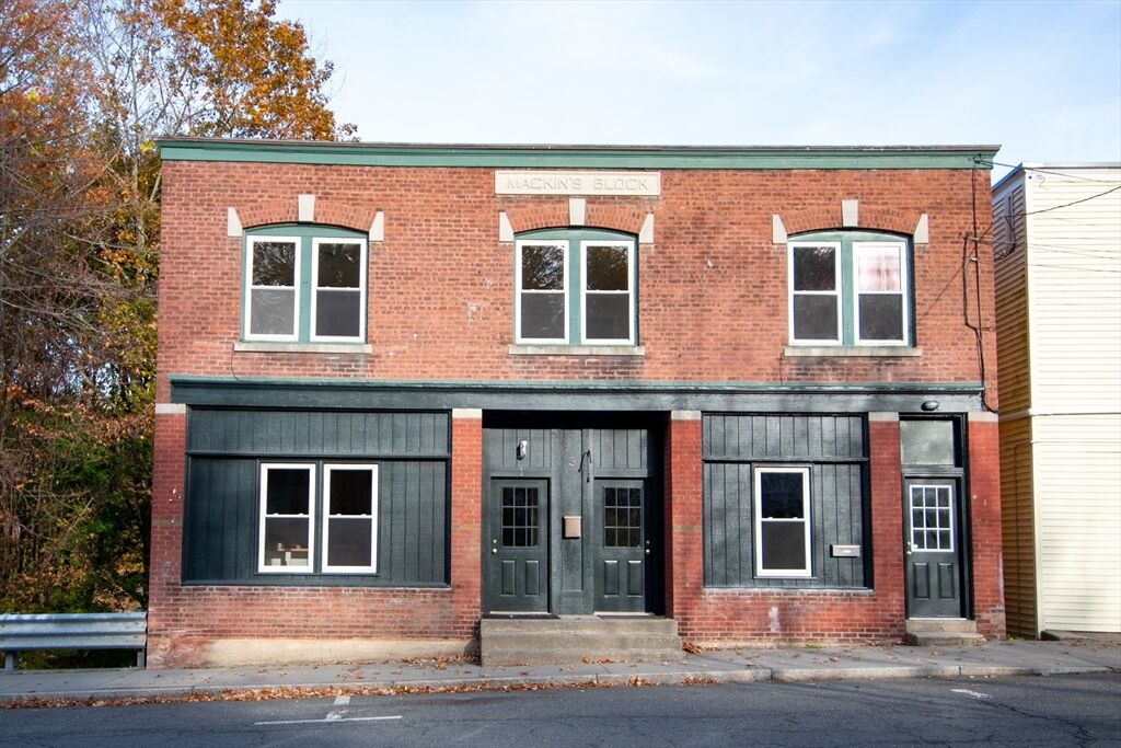 Property Photo: 3 Bridge St 1 MA 01349