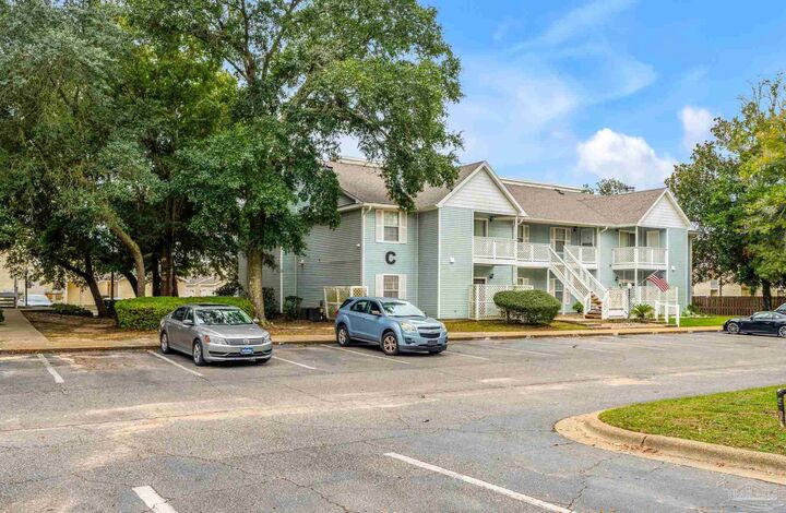 Property Photo: 601 E Burgess Rd C-4 FL 32504