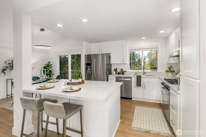 Property Photo:  6306  141st Street SW  WA 98026