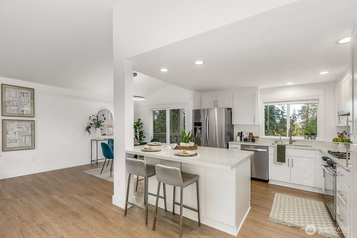 Property Photo:  6306  141st Street SW  WA 98026 