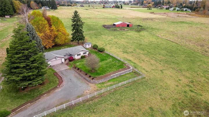 Property Photo:  2988  Unick Road  WA 98248 