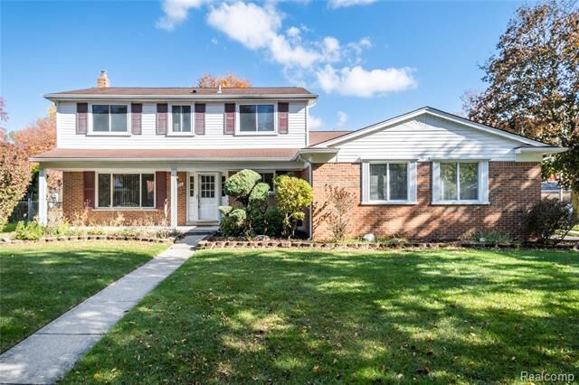 Property Photo:  18526 Southampton Street  MI 48152 