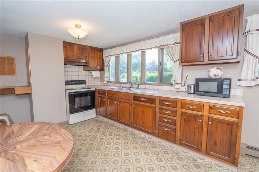 Property Photo:  137 Kingstown Road  RI 02882 