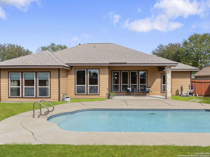 Property Photo:  15809 Fair Ln  TX 78154 