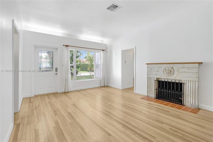 Property Photo:  912 Wallace St.  FL 33134