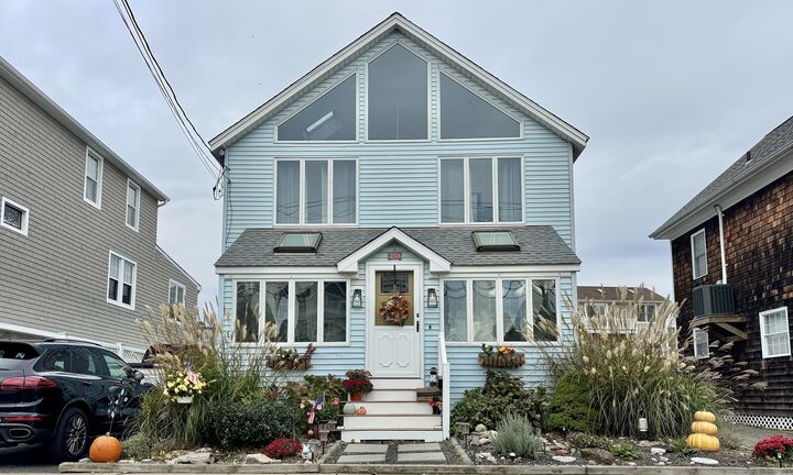 253 Broadway  Milford CT 06460 photo