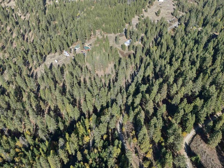 Property Photo:  Nna N Madison Rd  WA 99021