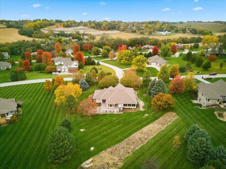 Property Photo:  22231 Stoneybrook Drive  IA 51503