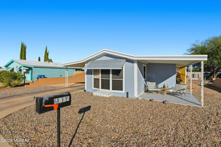 Property Photo:  1832 N Pacana Way  AZ 85614