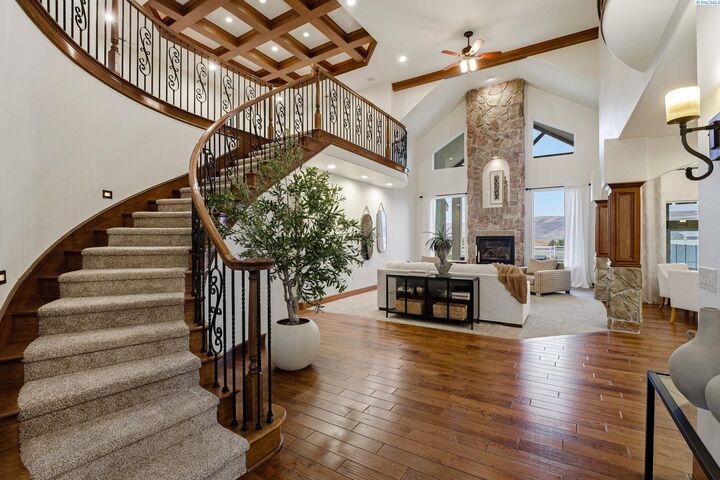 Property Photo:  72015 E Sundown Pr SE  WA 99338