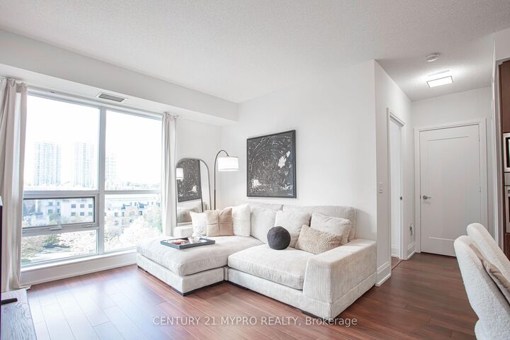 Property Photo: 120 Harrison Garden Boulevard 633 ON M2N 0H1