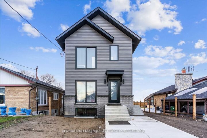 Property Photo:  54 Westhampton Drive  ON M9R 1X6 