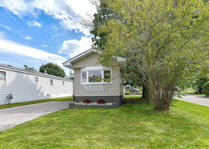 Photo de la propriété: 1296 Madison Street ON L3V 0V1