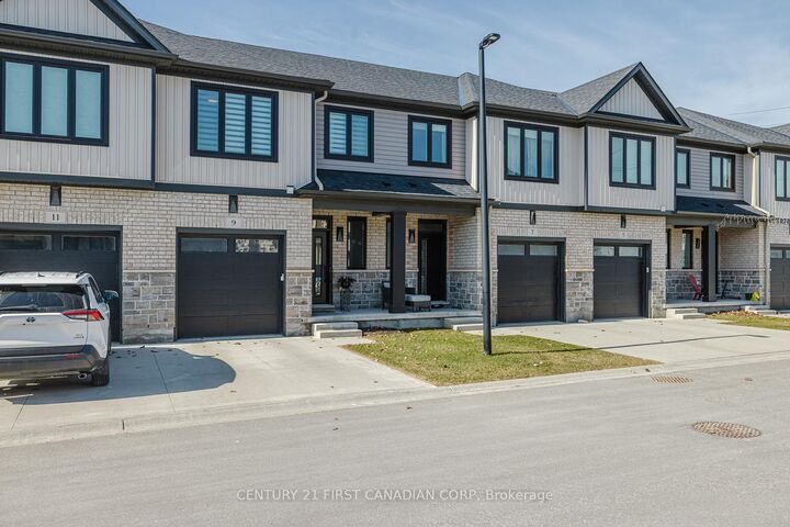 Property Photo: 601 Lions Park Drive 9 ON N0L 1W0