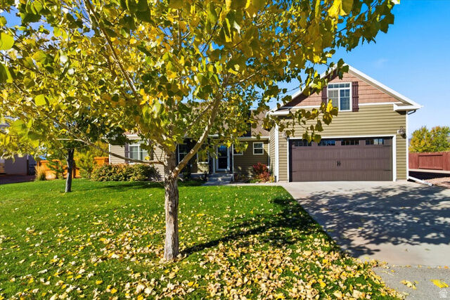 Property Photo: 63 N 200 W UT 84754