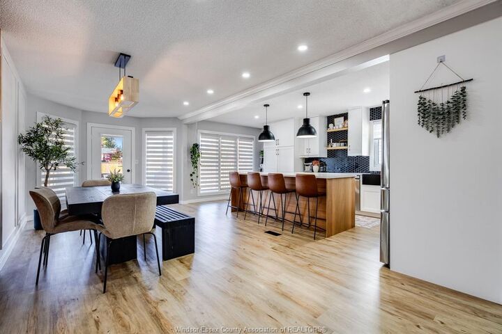 Property Photo:  18 William Avenue  ON N9Y 3T2 