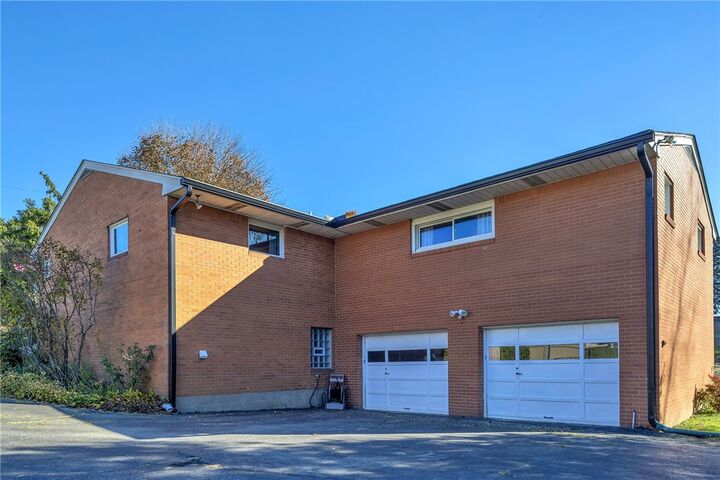 Property Photo:  105 Cherry Lane  PA 15001